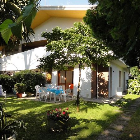 Villa Galasso Bibione Buitenkant foto
