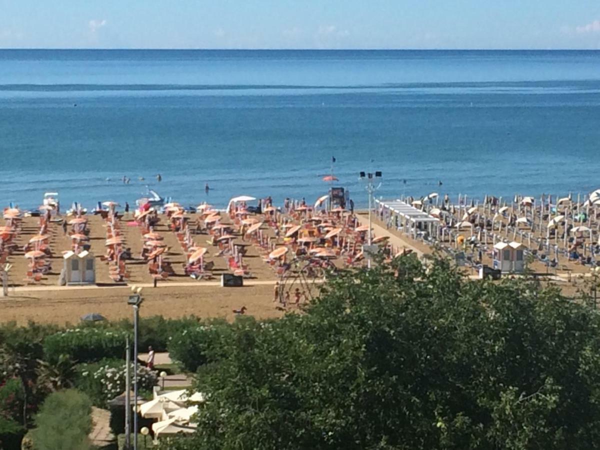 Villa Galasso Bibione Buitenkant foto