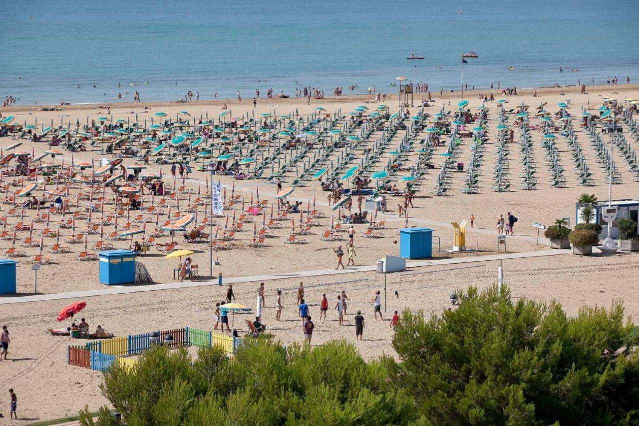 Villa Galasso Bibione Buitenkant foto